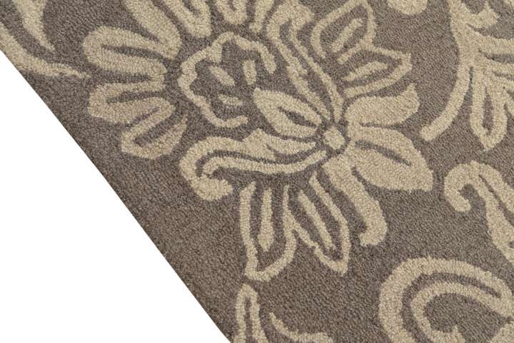 5' x 8' Agra Wool Rug
