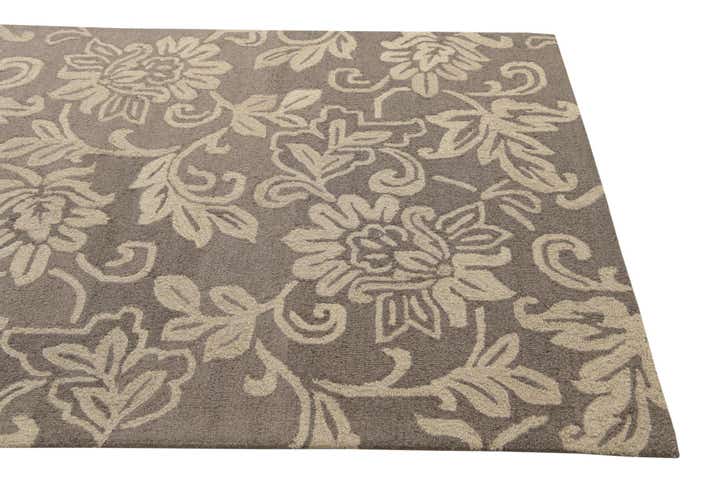 5' x 8' Agra Wool Rug