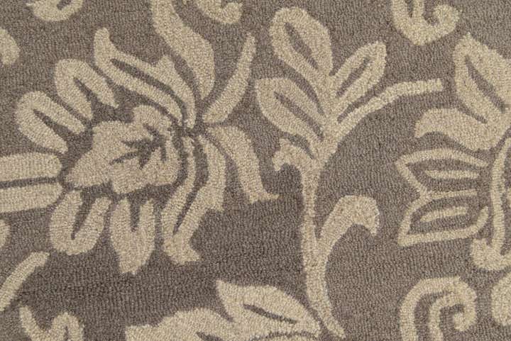 5' x 8' Agra Wool Rug
