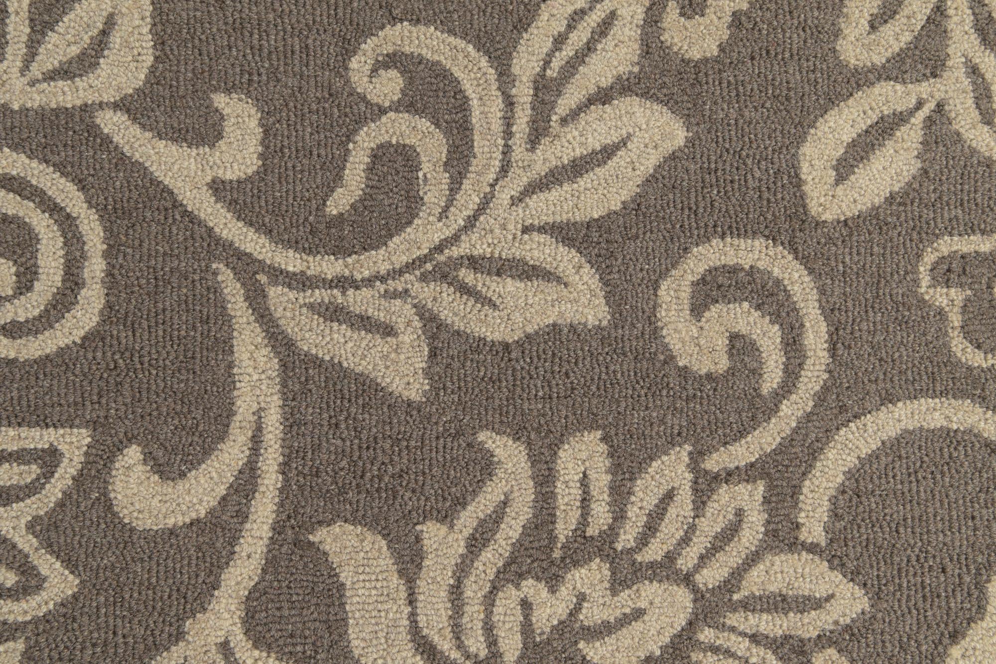 5' 1 x 8' Agra Wool Rug
