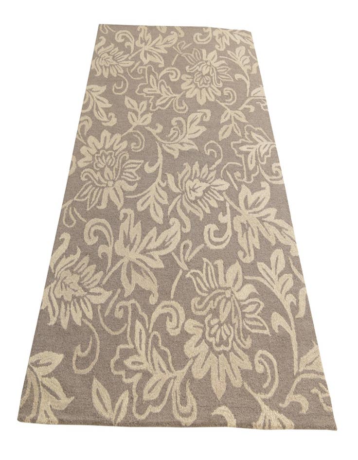 Detail image of 5' x 8' Agra Wool Rug