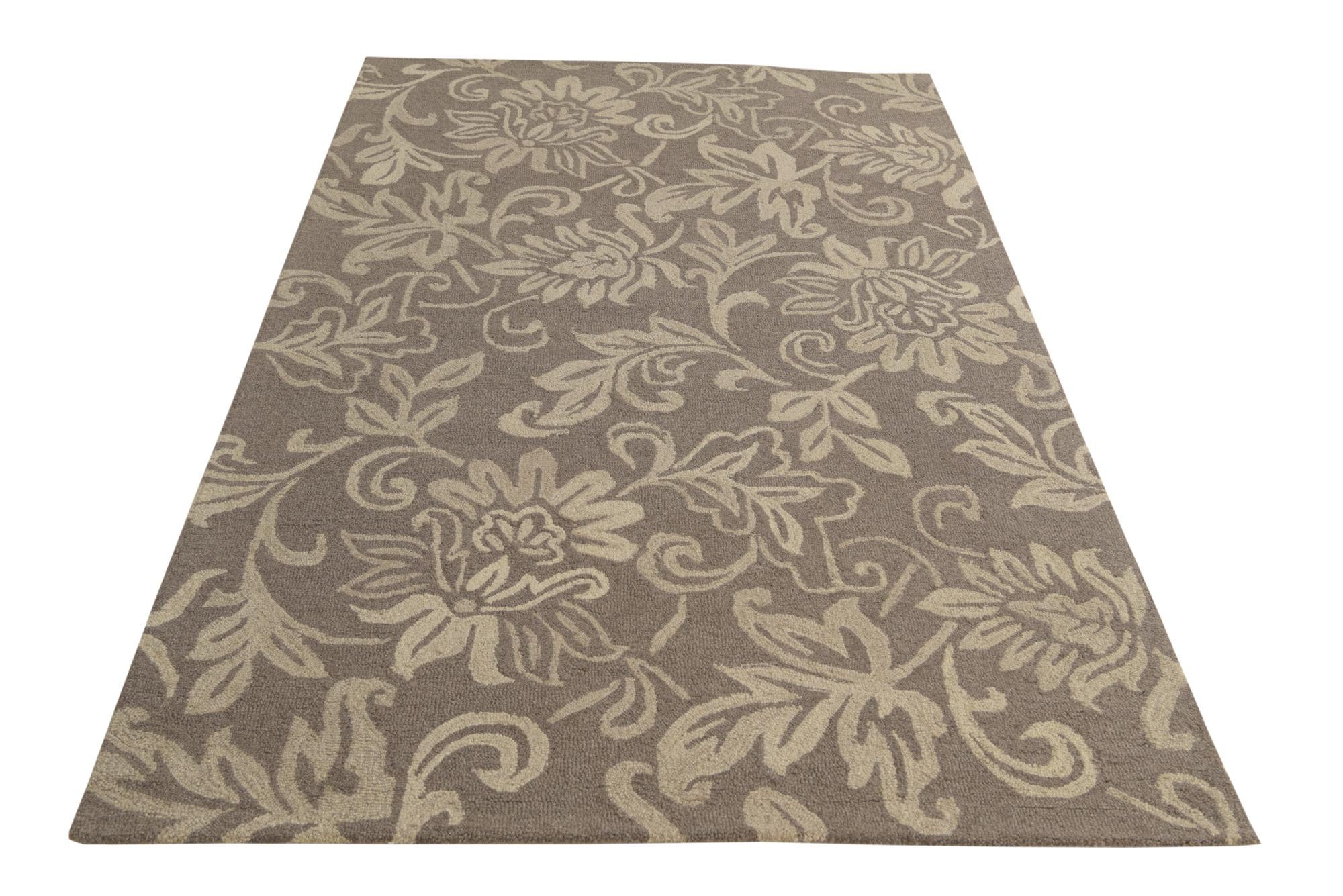 5' x 8' Agra Wool Rug