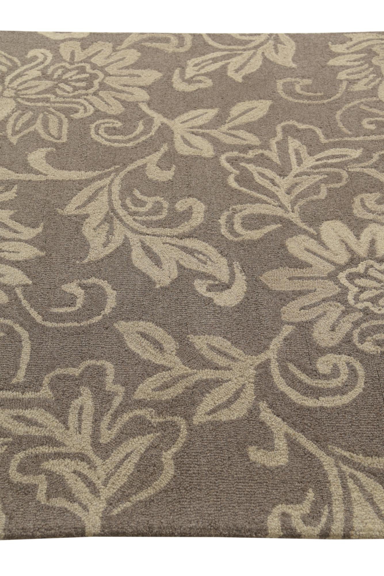5' x 8' Agra Wool Rug