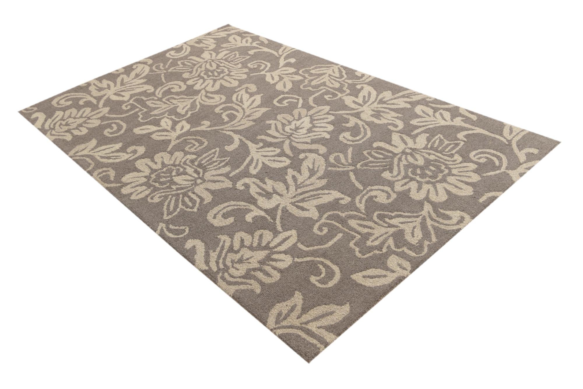 5' 1 x 8' Agra Wool Rug