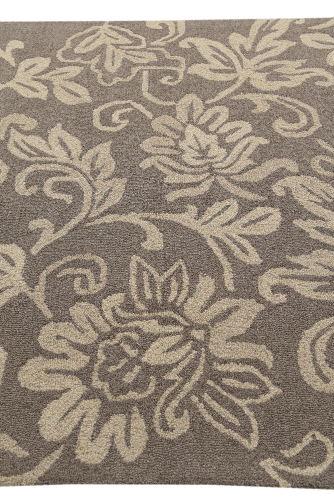 5' 1 x 8' Agra Wool Rug