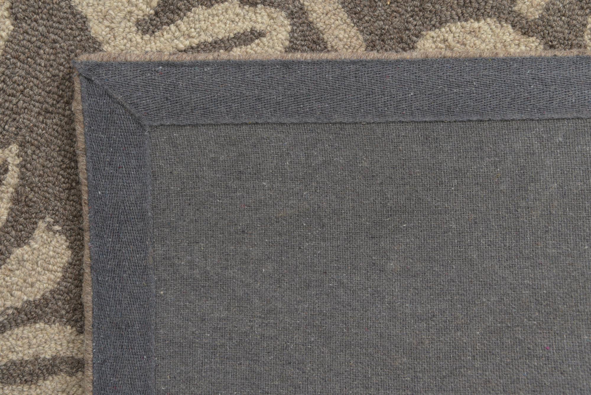 5' 1 x 8' Agra Wool Rug