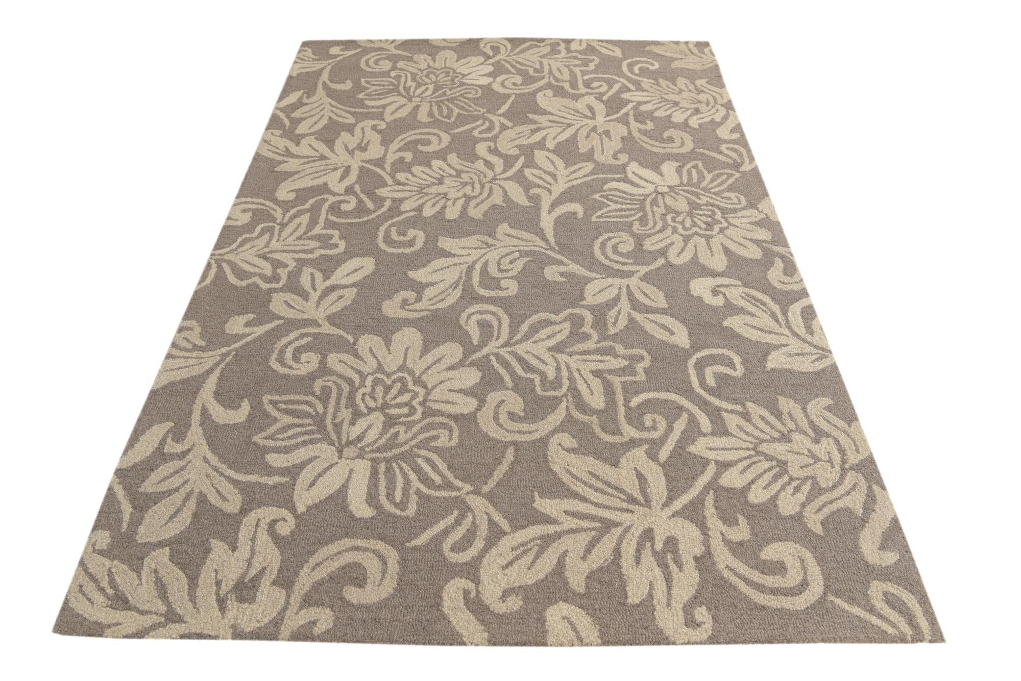 5' x 8' Agra Wool Rug