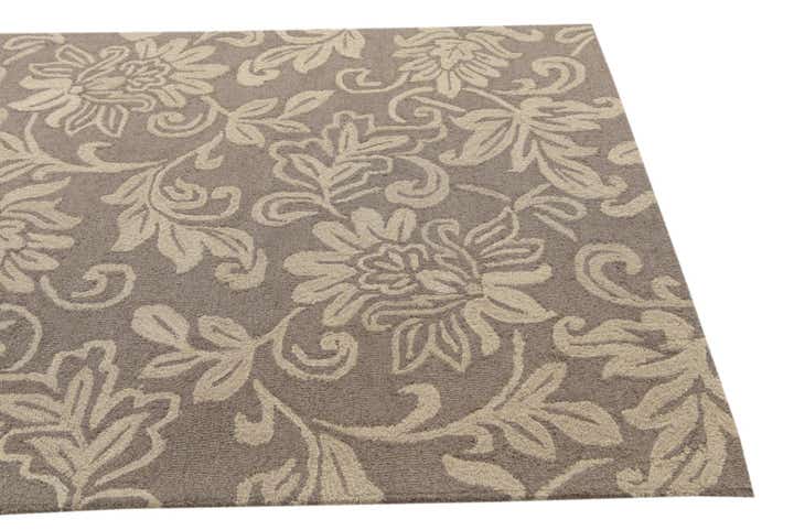 5' x 8' Agra Wool Rug