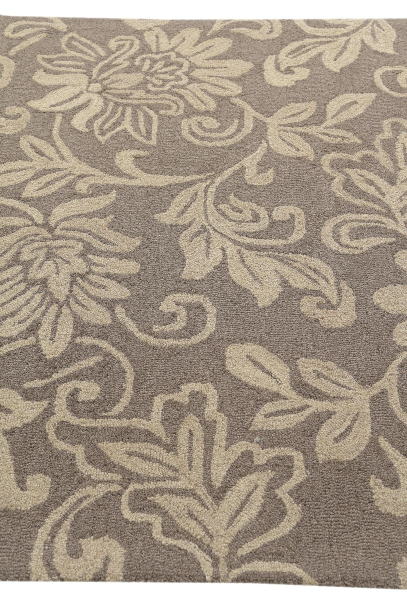 5' x 8' Agra Wool Rug