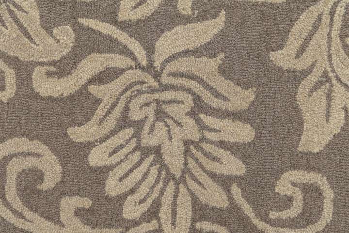 5' x 8' Agra Wool Rug