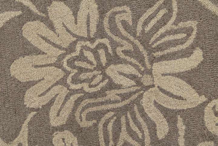 5' x 8' Agra Wool Rug