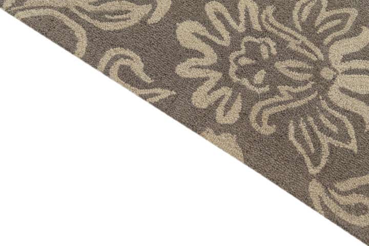5' x 8' Agra Wool Rug