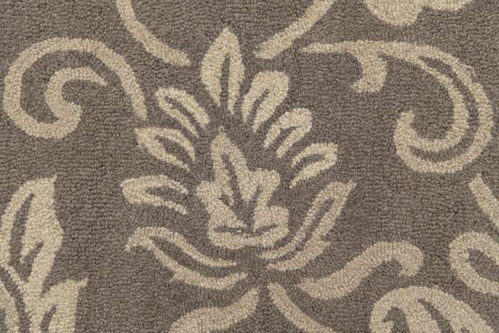 5' x 8' Agra Wool Rug