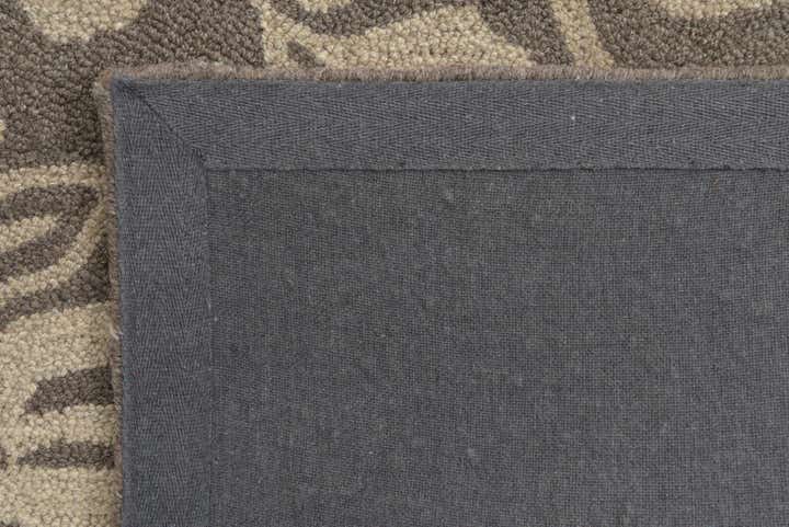 5' x 8' Agra Wool Rug