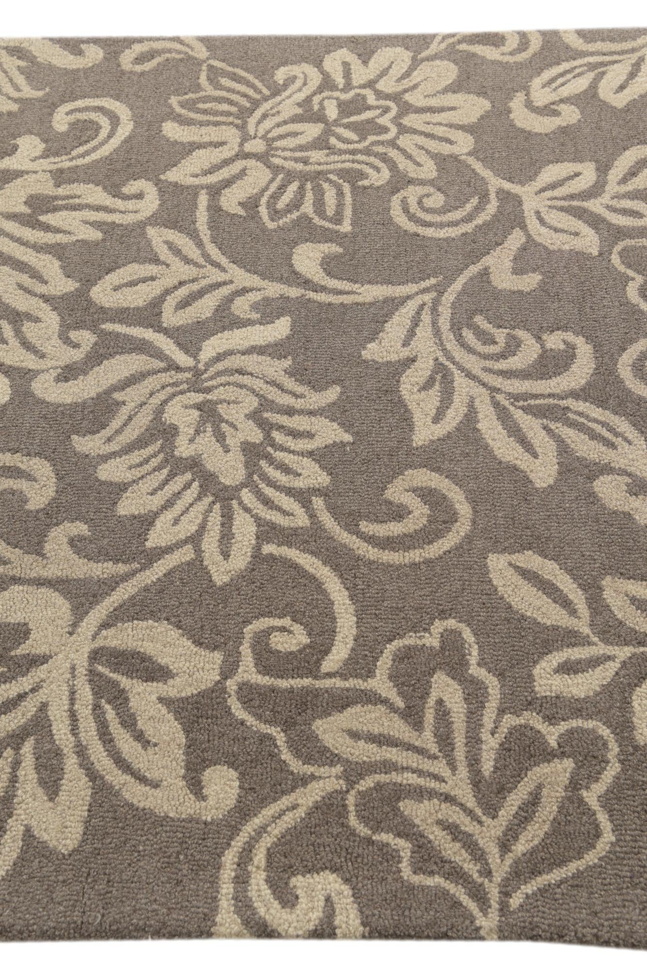 5' x 8' Agra Wool Rug