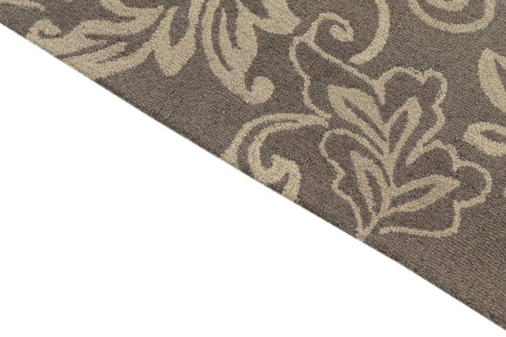 Detail image of 5' x 8' Agra Wool Rug