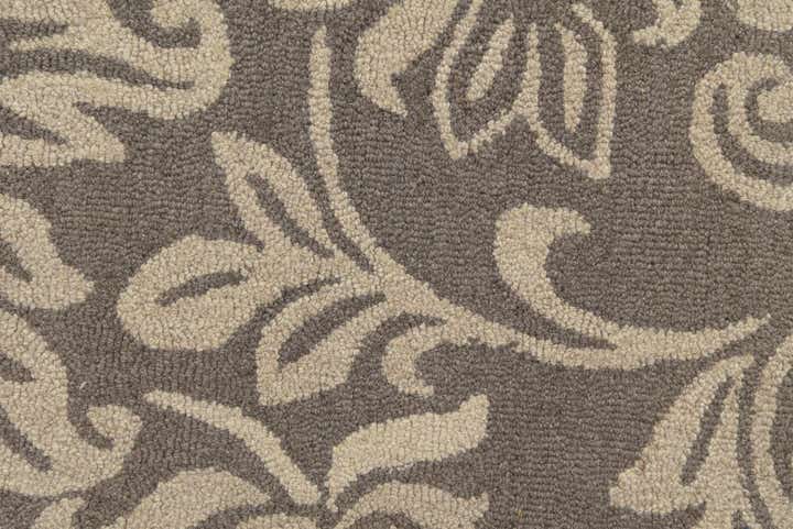 5' x 8' Agra Wool Rug
