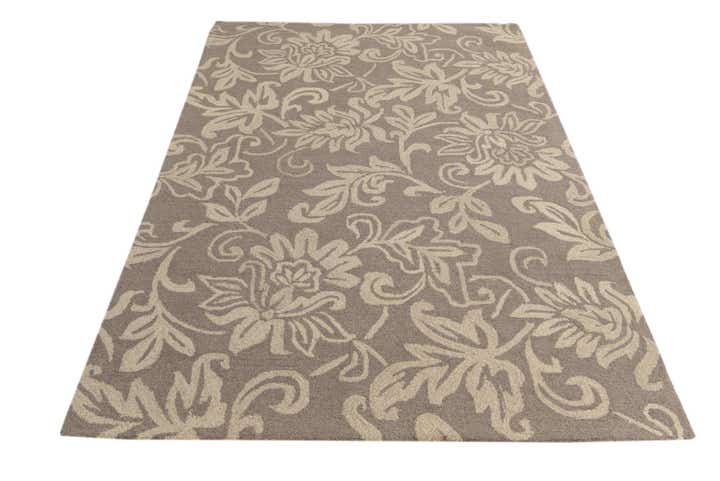 5' x 8' Agra Wool Rug