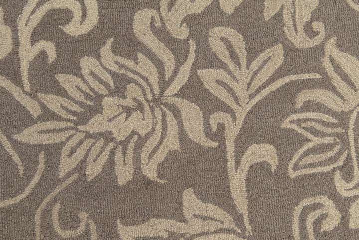 5' x 8' Agra Wool Rug