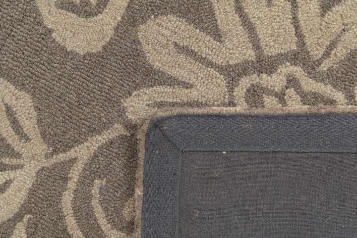 5' x 8' Agra Wool Rug