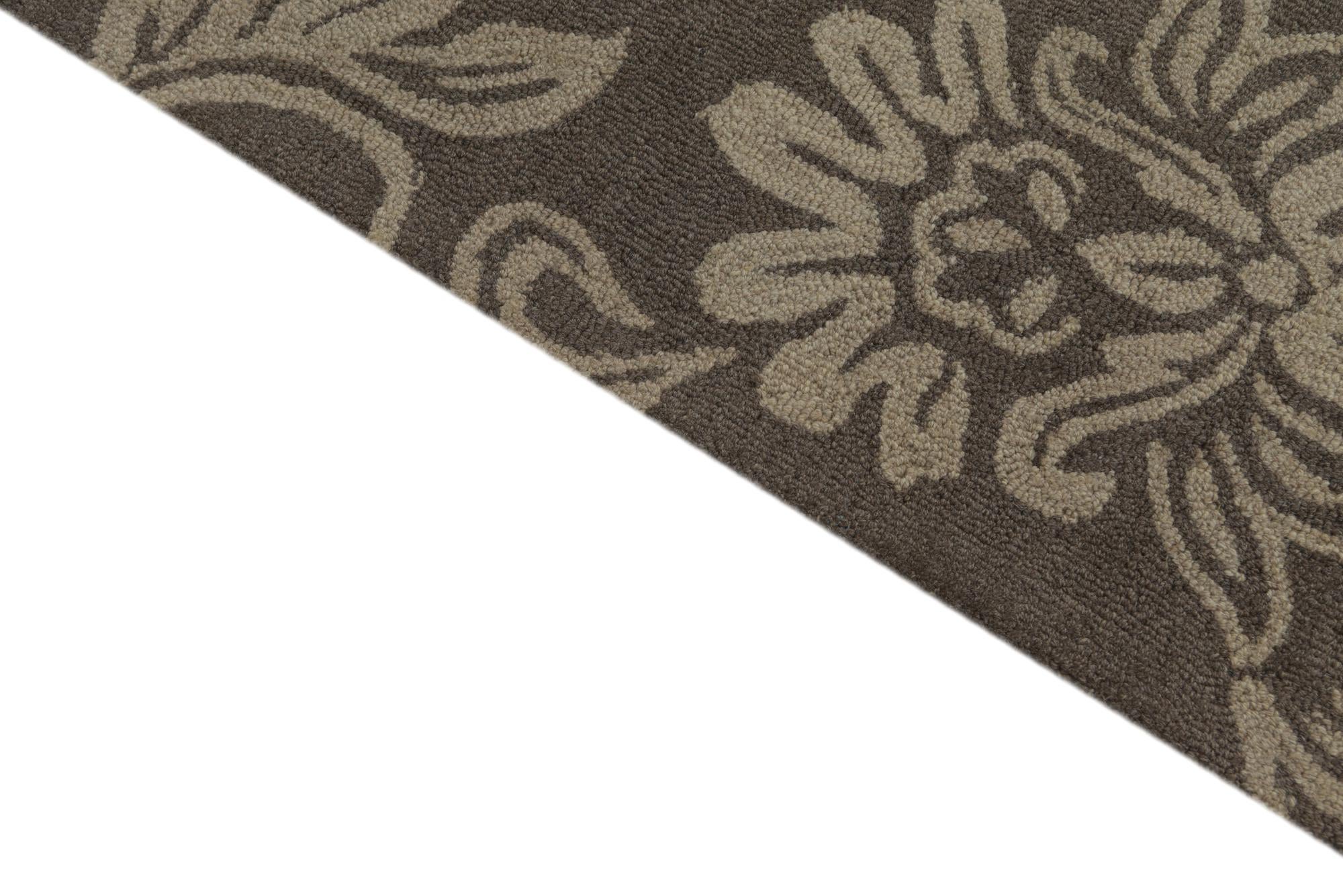 5' x 8' Agra Wool Rug