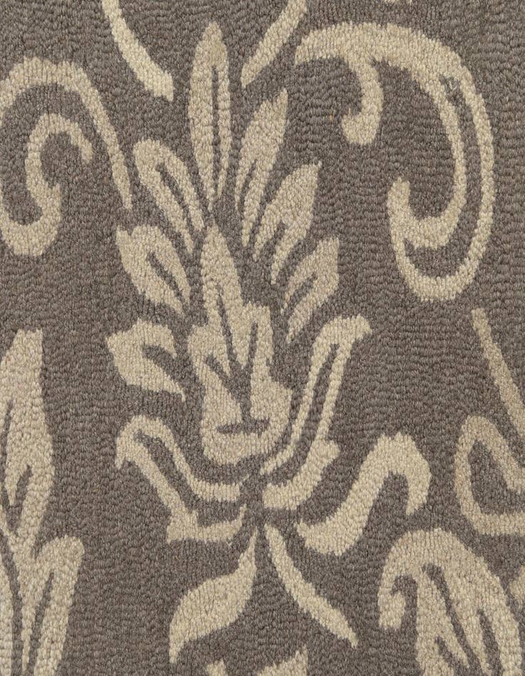 Detail image of 5' x 8' Agra Wool Rug