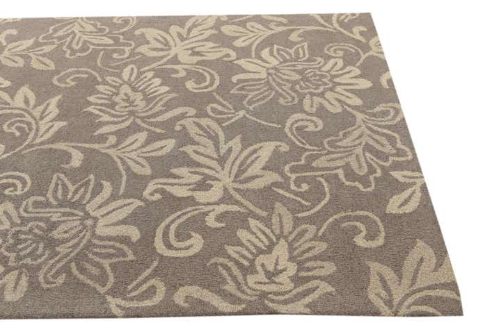 5' x 8' Agra Wool Rug