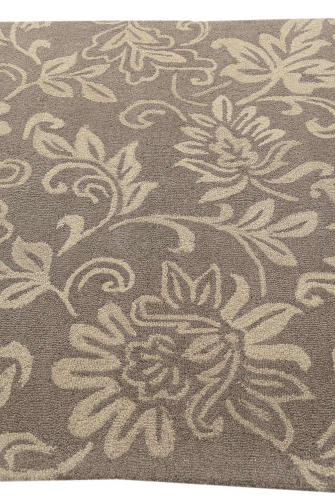 5' x 8' Agra Wool Rug