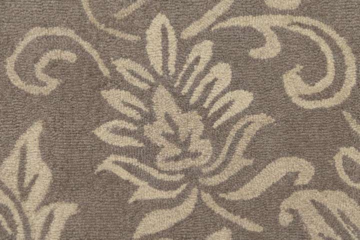 5' x 8' Agra Wool Rug