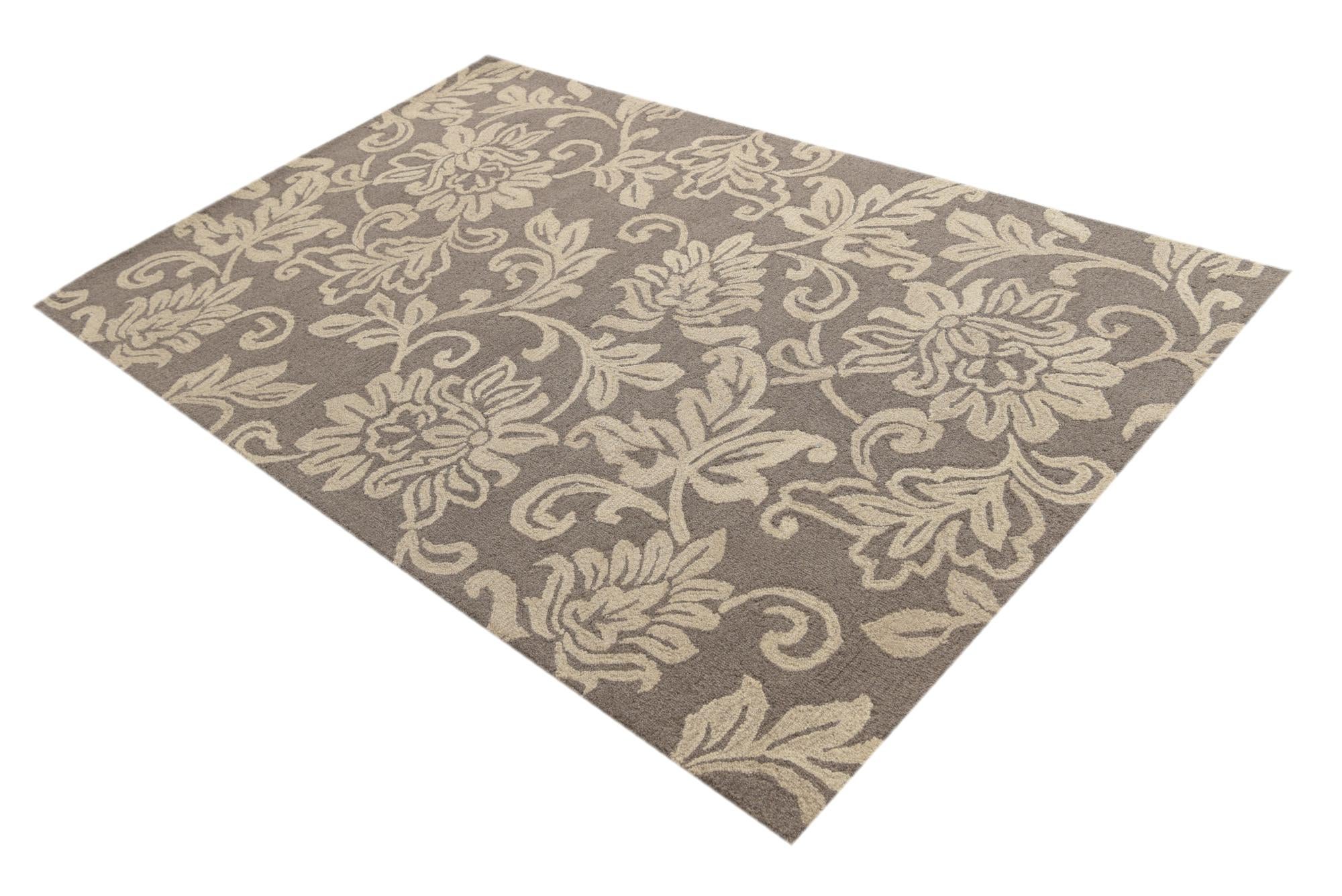 5' 1 x 8' Agra Wool Rug