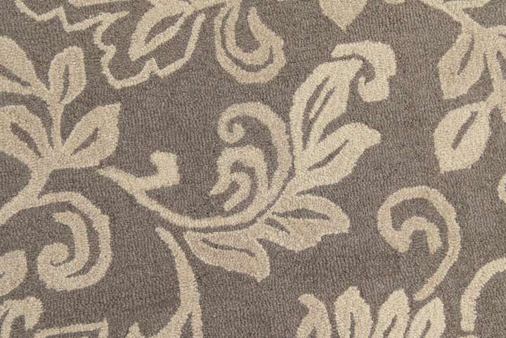 5' x 8' Agra Wool Rug