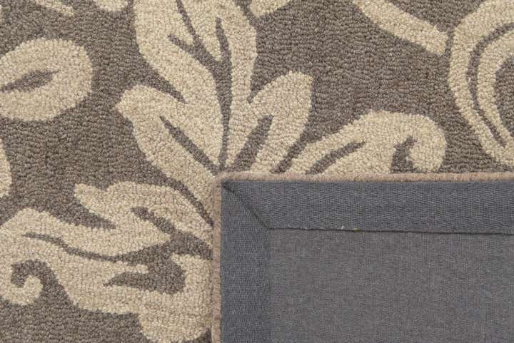 5' x 8' Agra Wool Rug