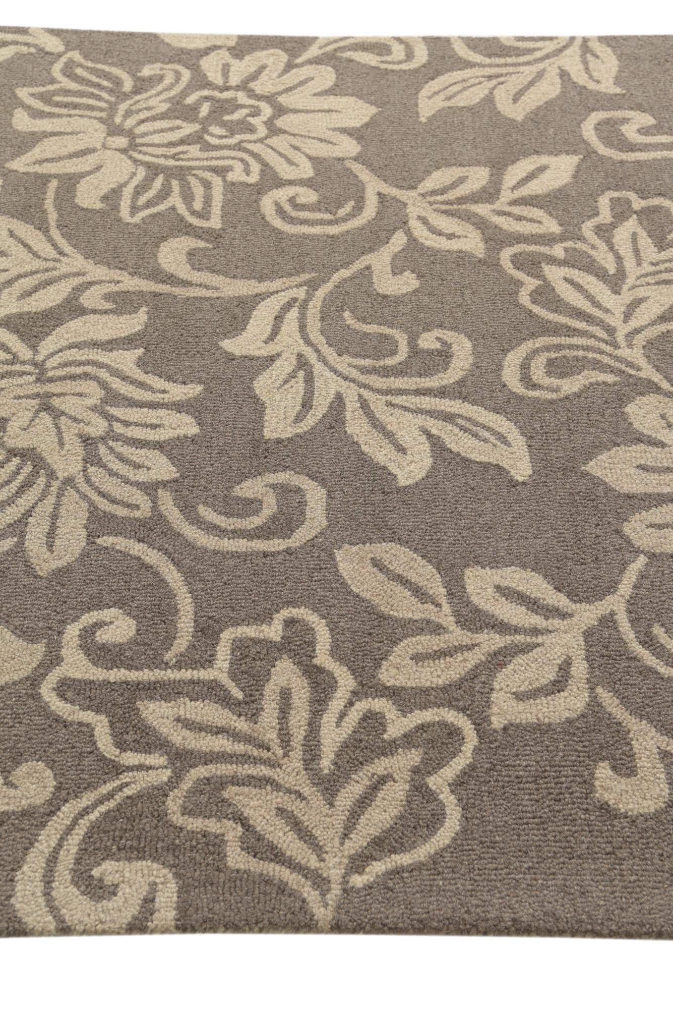 5' x 8' Agra Wool Rug