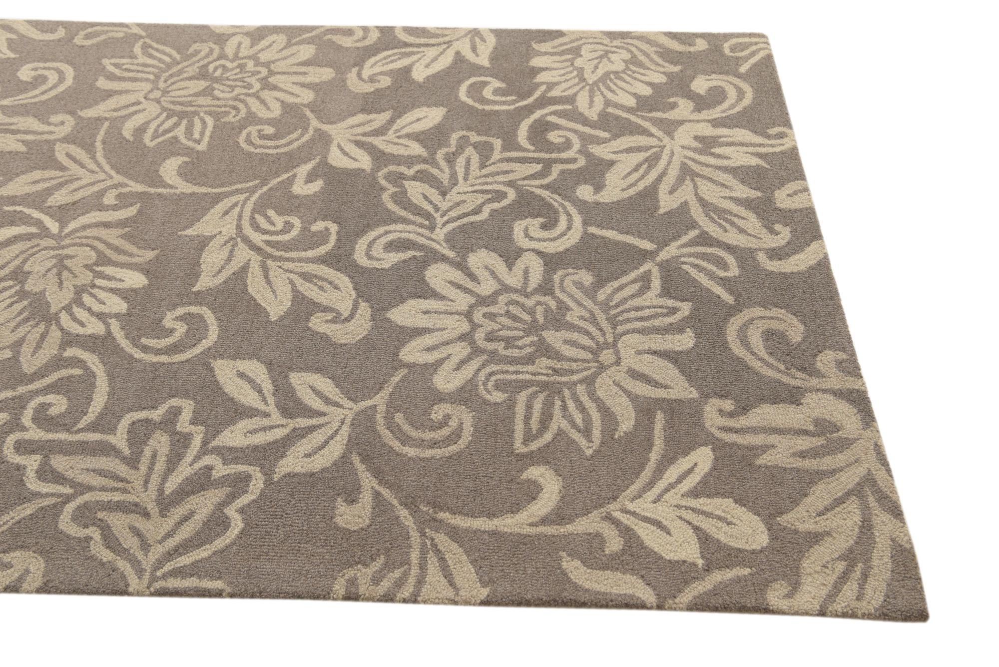 5' x 8' Agra Wool Rug