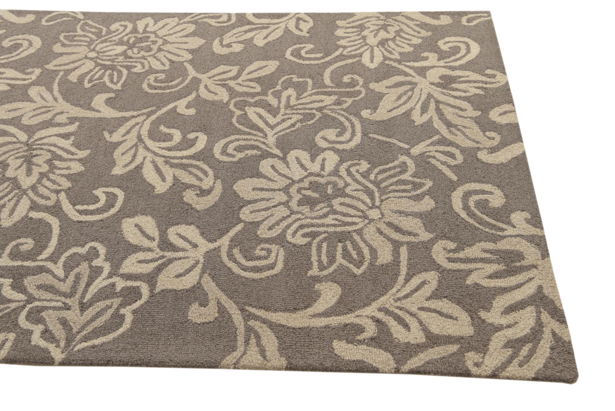 5' 1 x 8' Agra Wool Rug