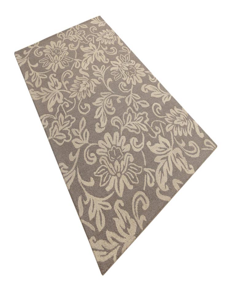 Detail image of 5' x 8' Agra Wool Rug