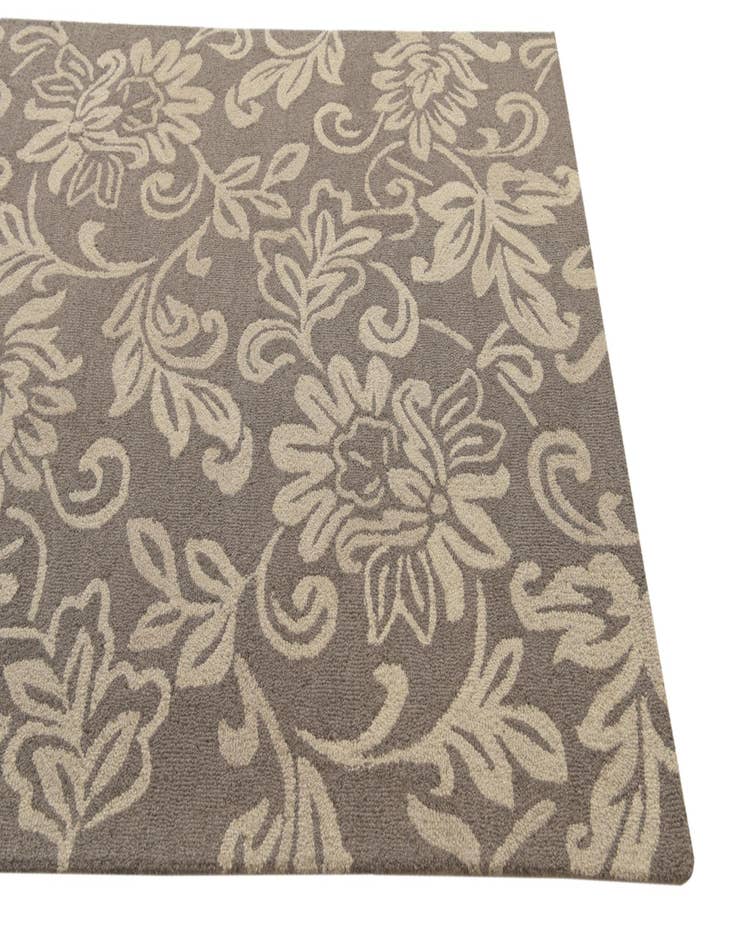 Detail image of 5' x 8' Agra Wool Rug