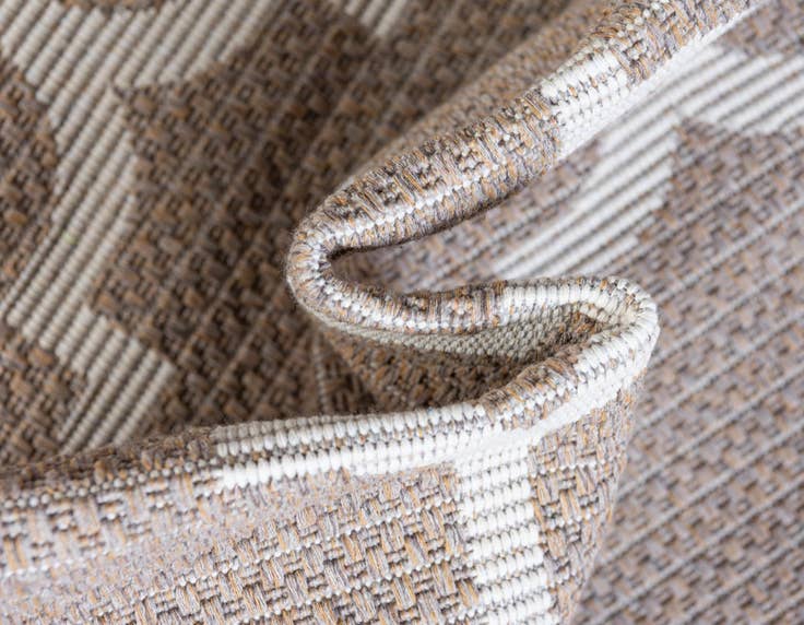 Detail image of 2' 2 x 3' Georgia Rug