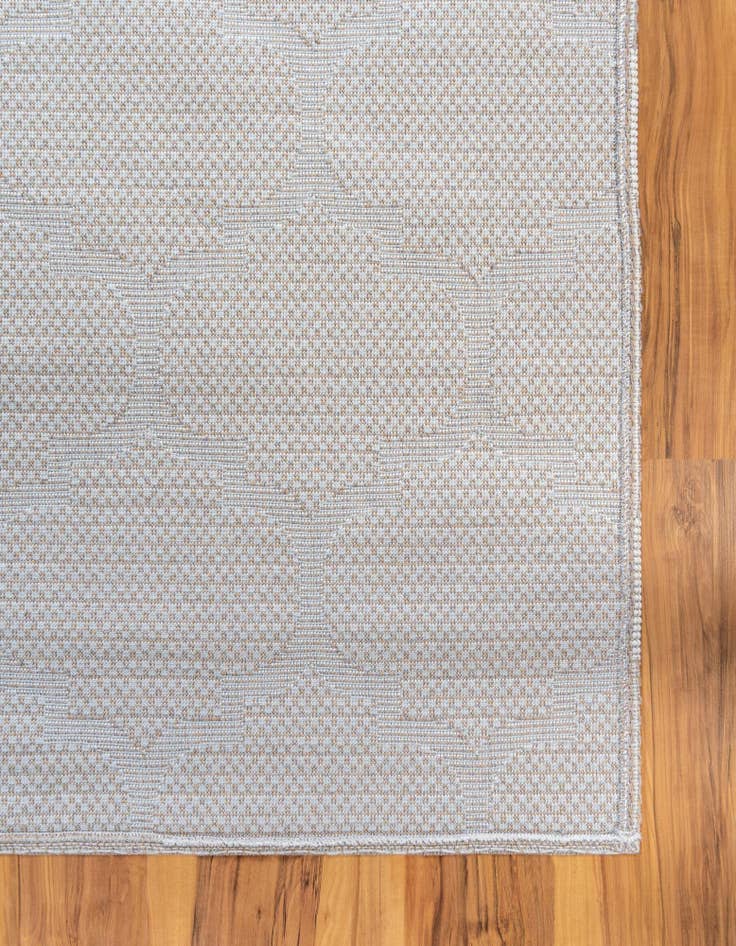 Detail image of 6' 4 x 9' Georgia Rug