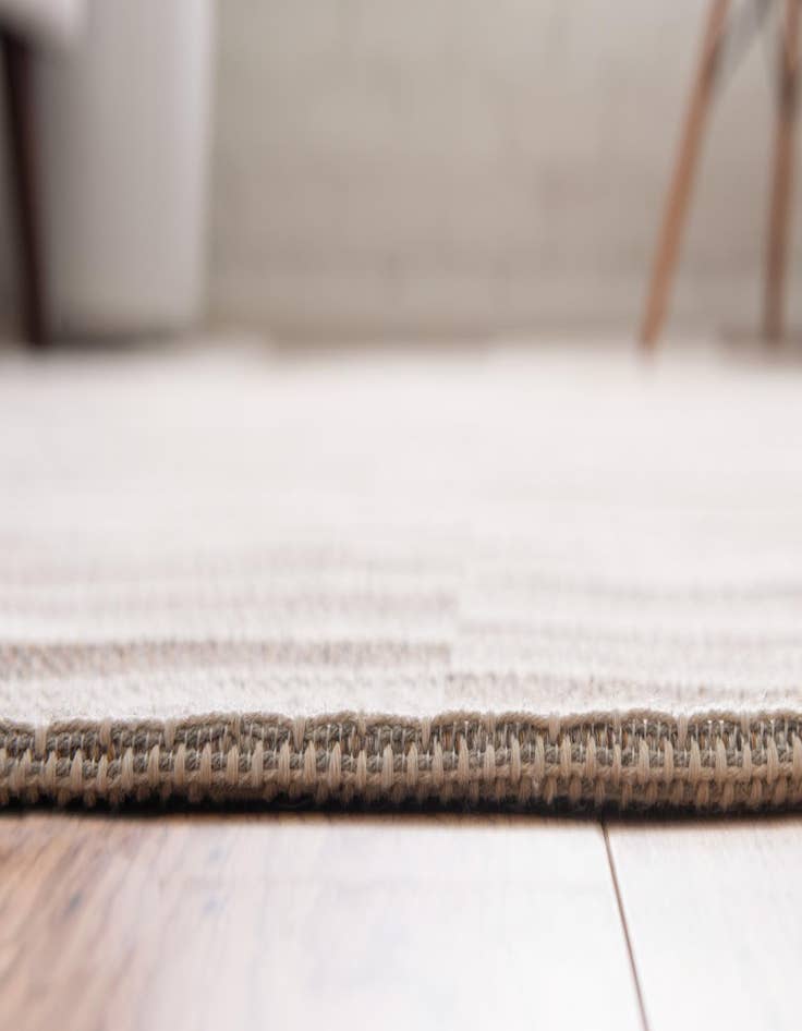 Detail image of 2' 2 x 3' Georgia Rug