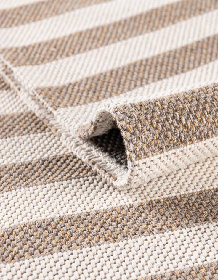 Detail image of 2' 2 x 3' Georgia Rug