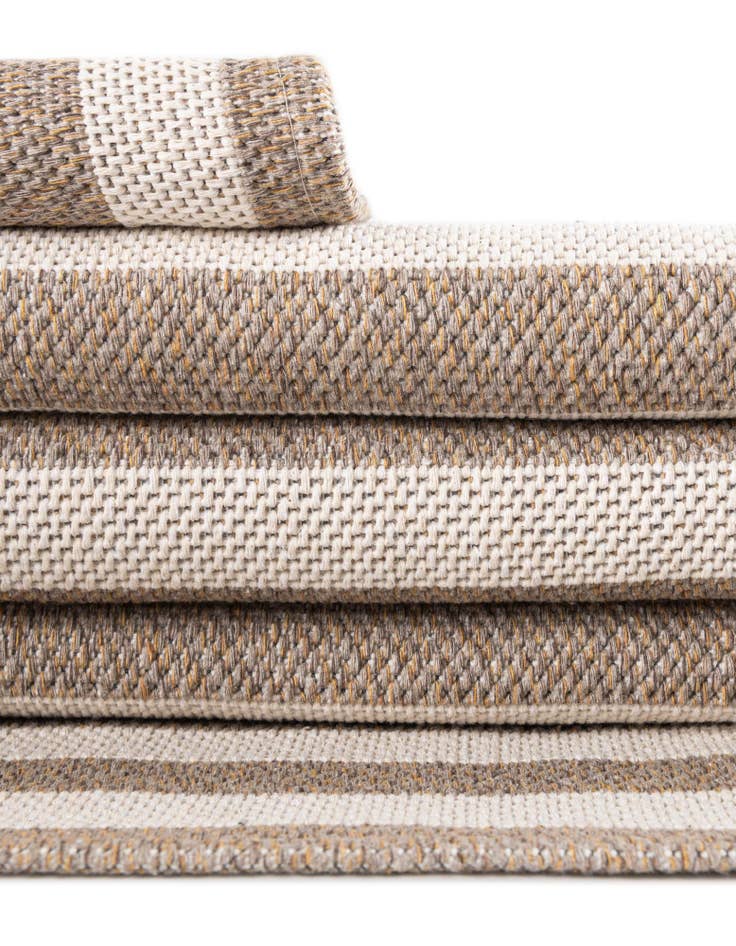 Detail image of 8' 5 x 11' 4 Georgia Rug