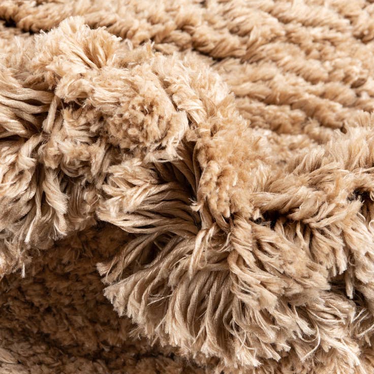 Detail image of 2' x 3' 7 Infinity Shag Rug