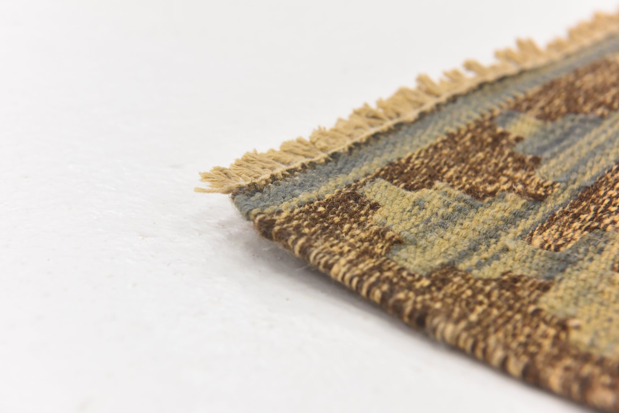 60cm x 90cm Hand Woven Kilim Maymana Wool Rug