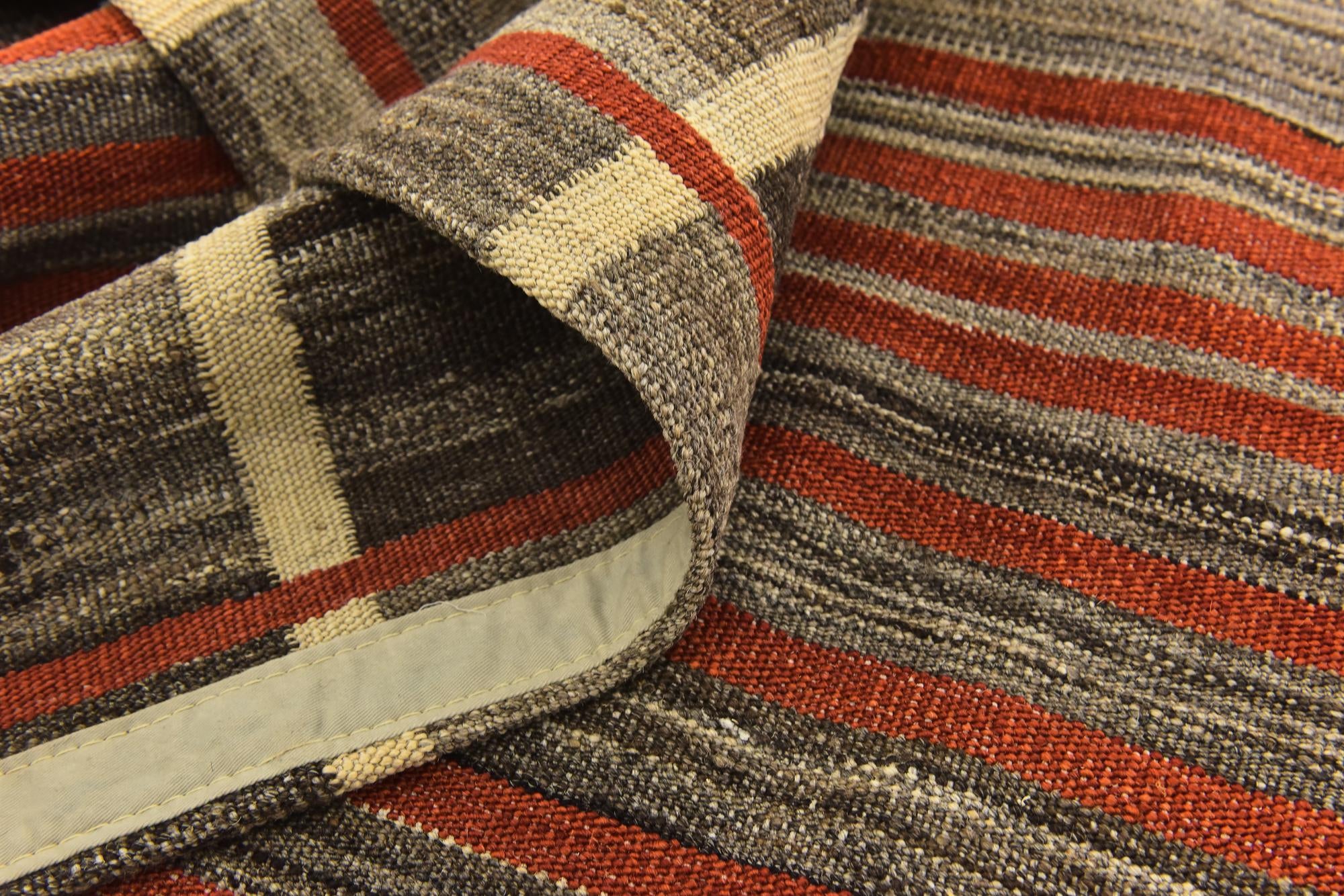 5' 9 x 8' Hand Woven Kilim Modern Wool Rug