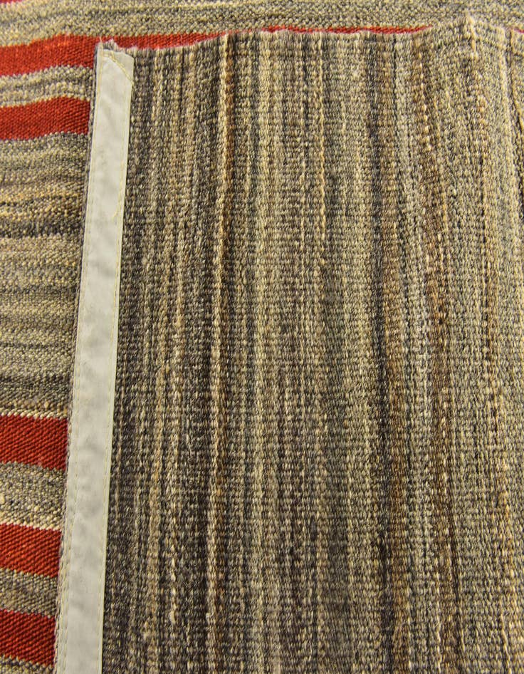 Detail image of 5' 10 x 7' 9  Hand Woven Kilim Modern Wool Rug