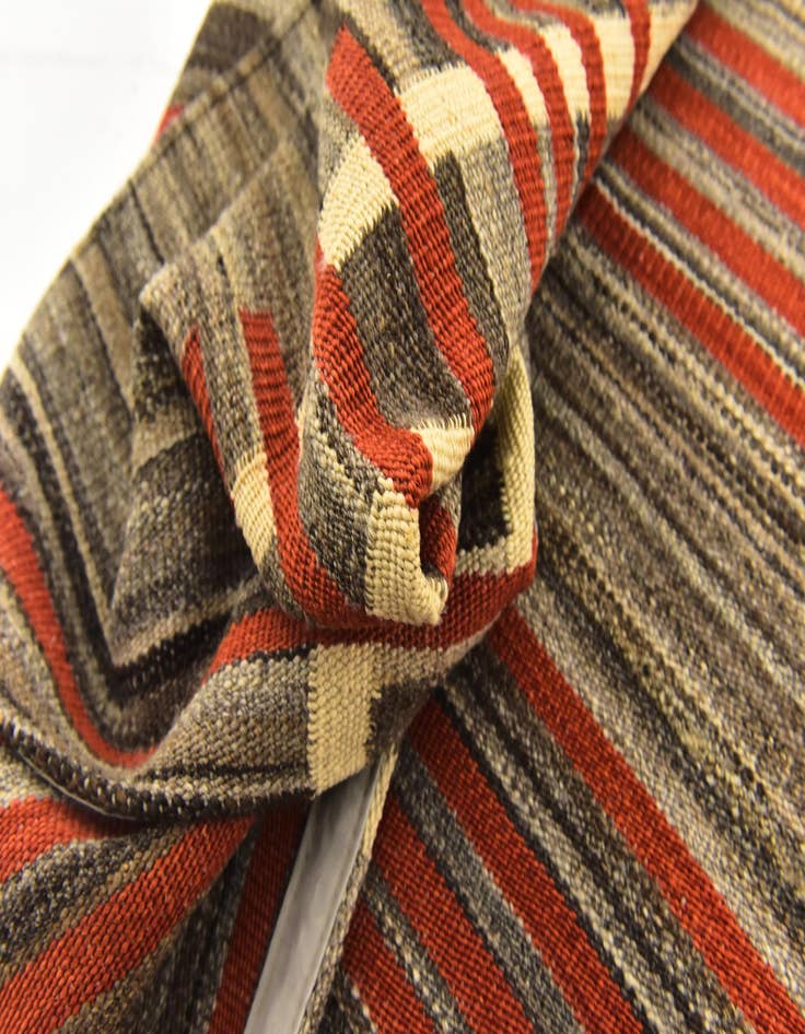 Detail image of 6' x 7' 10  Hand Woven Kilim Modern Wool Rug