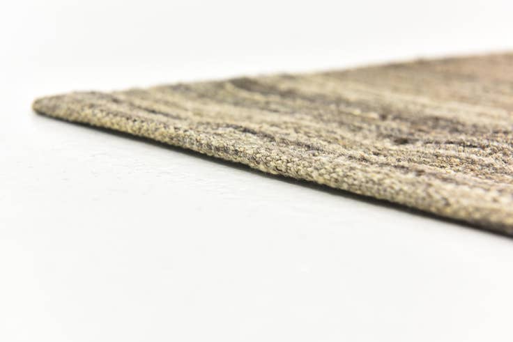Detail image of 5' 9 x 8' 3 Hand Woven Kilim Modern Wool Rug