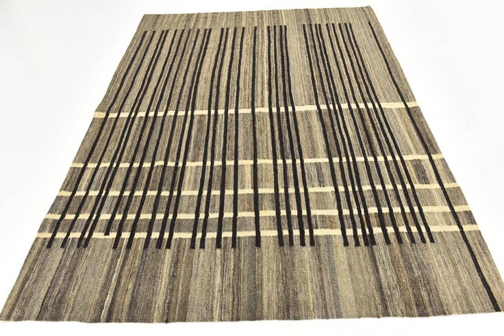 Detail image of 5' 8 x 7' 10 Hand Woven Kilim Modern Wool Rug