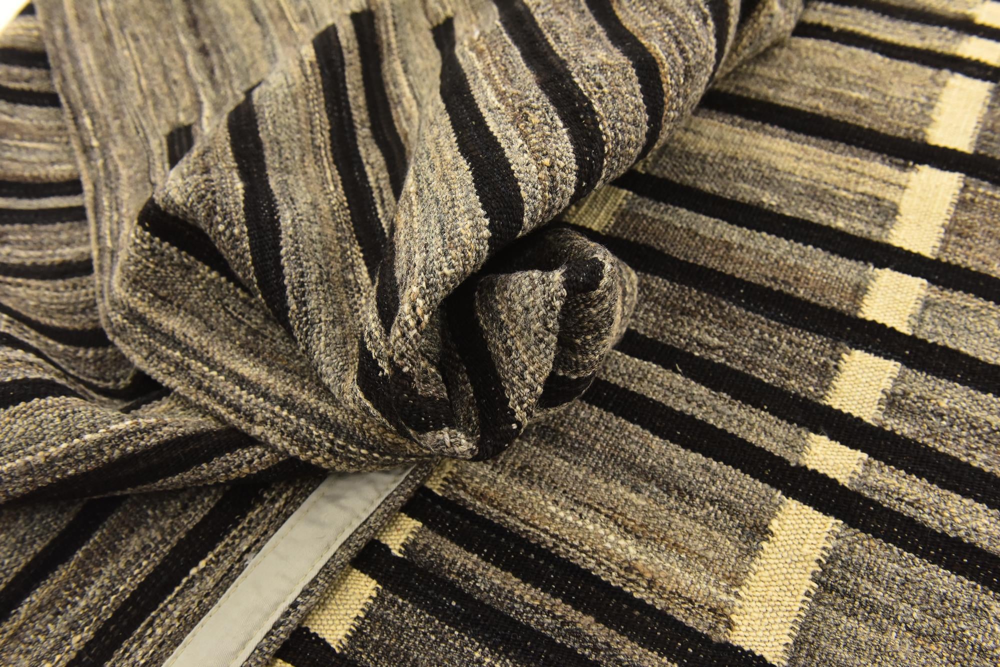 5' 8 x 7' 10 Hand Woven Kilim Modern Wool Rug